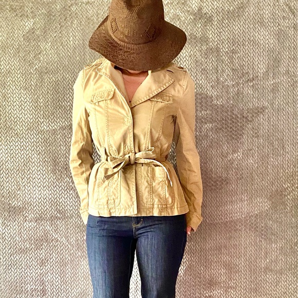 Ann Taylor khaki tie waisted jacket extra small 💕 - Picture 6 of 7